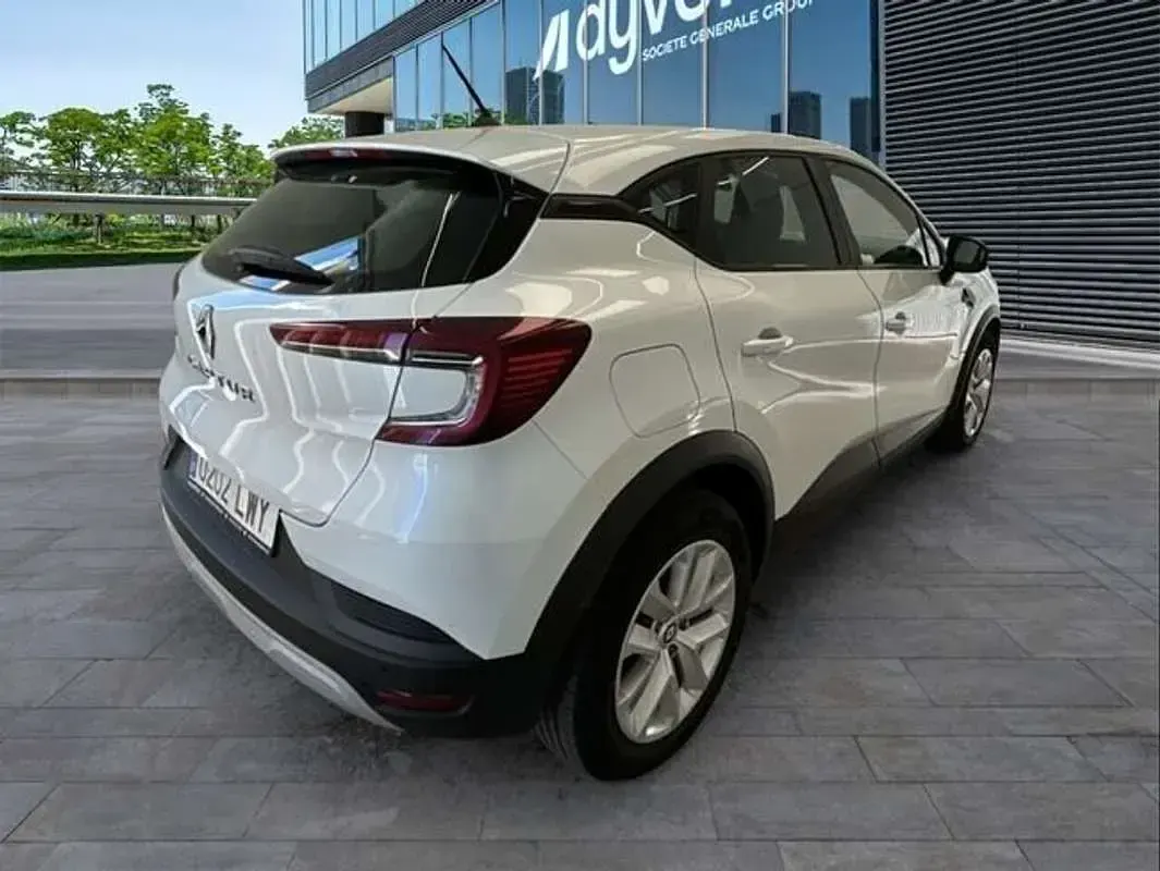 Usado Renault Captur Intens 140 CV (102 kW) 2022 Blanco SUV
