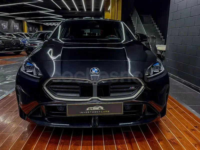 Käytetty BMW M135 Comfort Edition 300 HP (220 kW) 2024 Musta Viistoperä