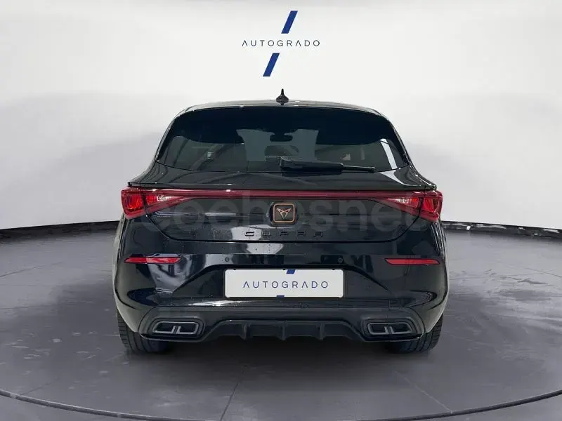 Usado Cupra Leon 150 CV (110 kW) 2023 Negro Berlina