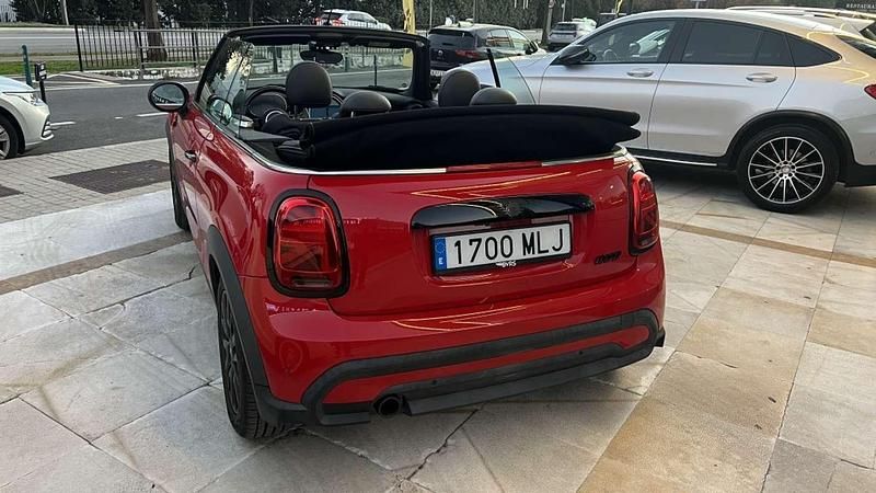 Usado Mini Cooper Cabriolet 136 CV (100 kW) 2022 Rojo Descapotable