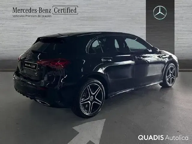 Usado Mercedes A250 163 CV (119 kW) 2026 Negro cosmos