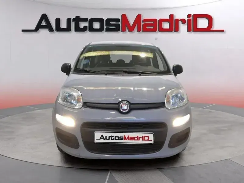 Usado Fiat Panda 70 CV (51 kW) 2022 Gris / plata Utilitario