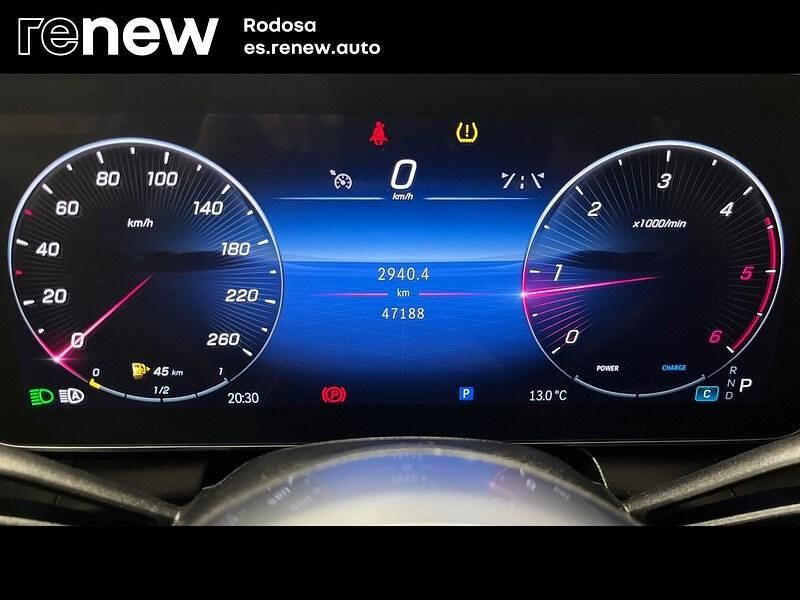 Usado Mercedes GLC220 197 CV (144 kW) 2023 Negro Familiar