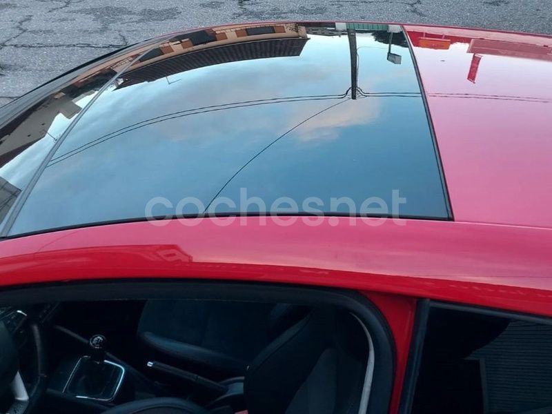 Usado Seat Ibiza SC Style 105 CV (77 kW) 2016 Rojo Utilitario