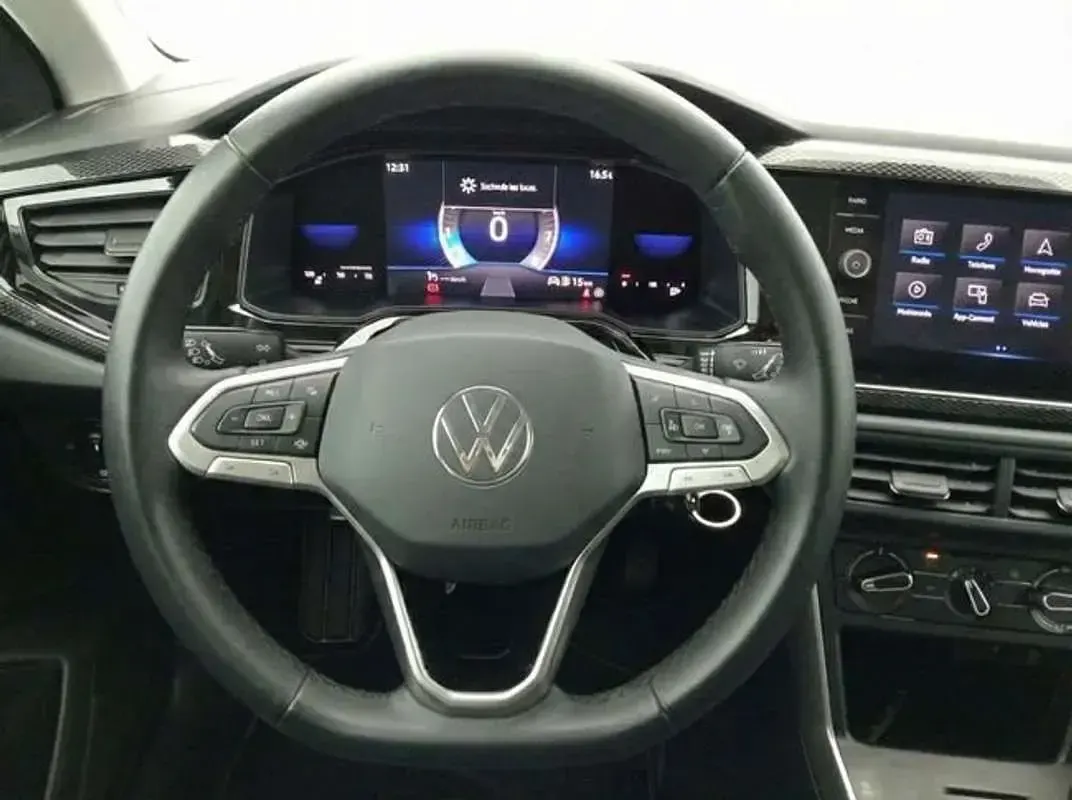 Usado VW Polo Life 95 CV (69 kW) 2023 Blanco Utilitario