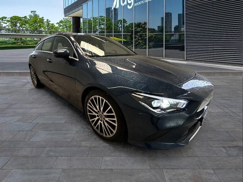 Usado Mercedes CLA220 190 CV (139 kW) 2021 Azul Berlina