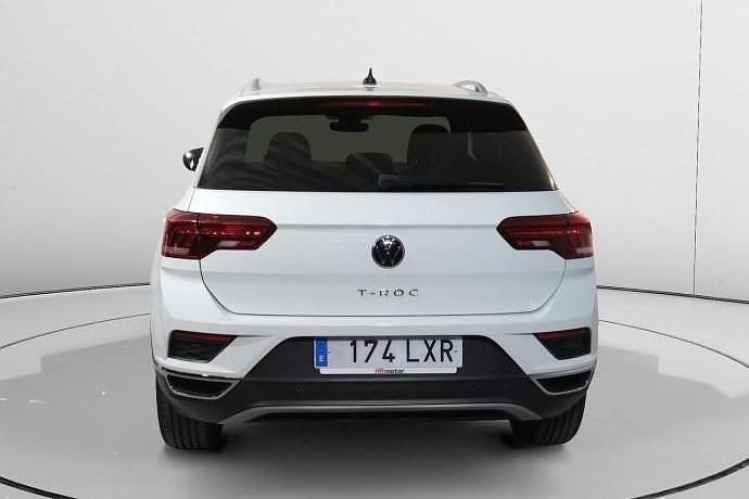 Usado VW T-Roc Sport 150 CV (110 kW) 2022 Gris SUV
