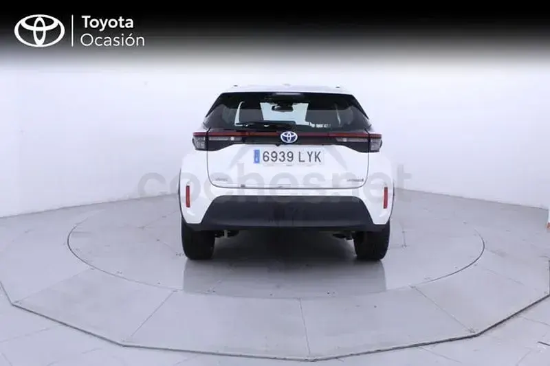 Usado Toyota Yaris Cross Active 116 CV (85 kW) 2022 Blanco SUV
