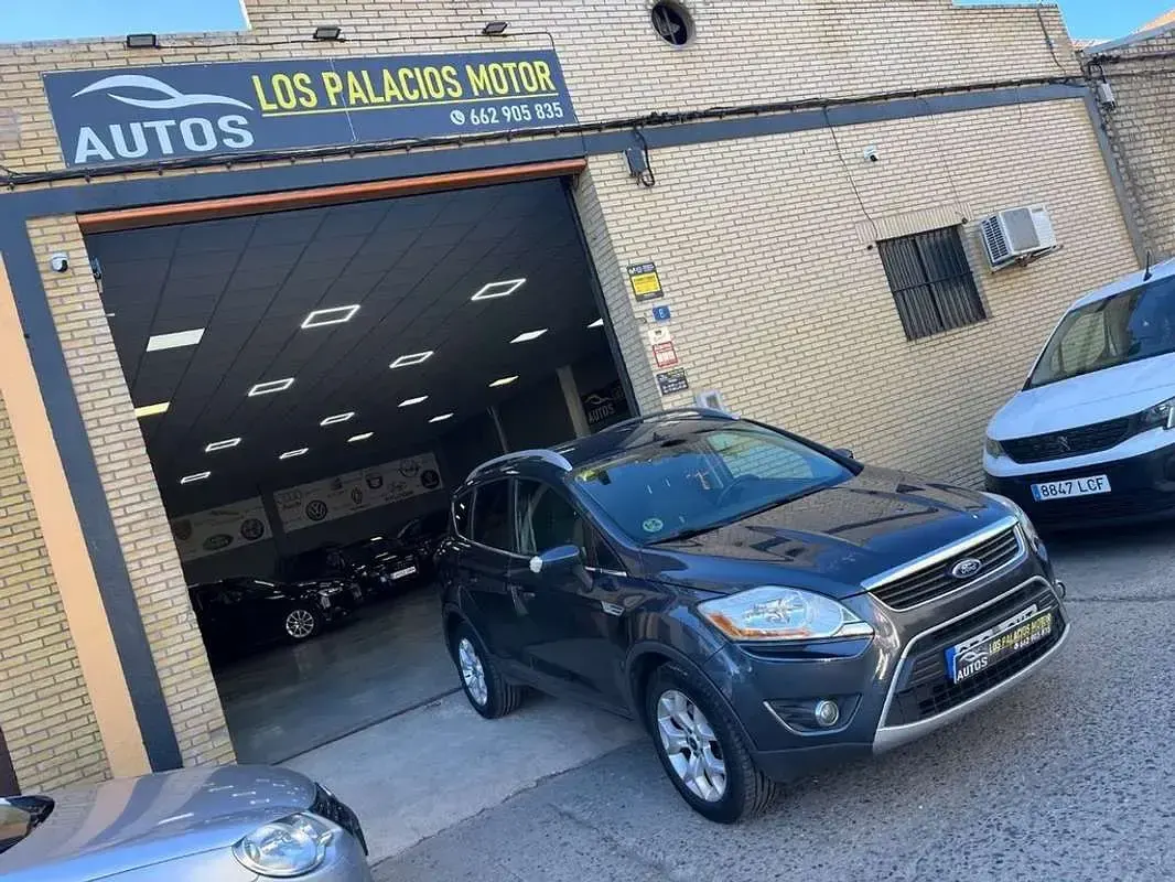 Usado Ford Kuga Titanium 140 CV (102 kW) 2011 Gris SUV