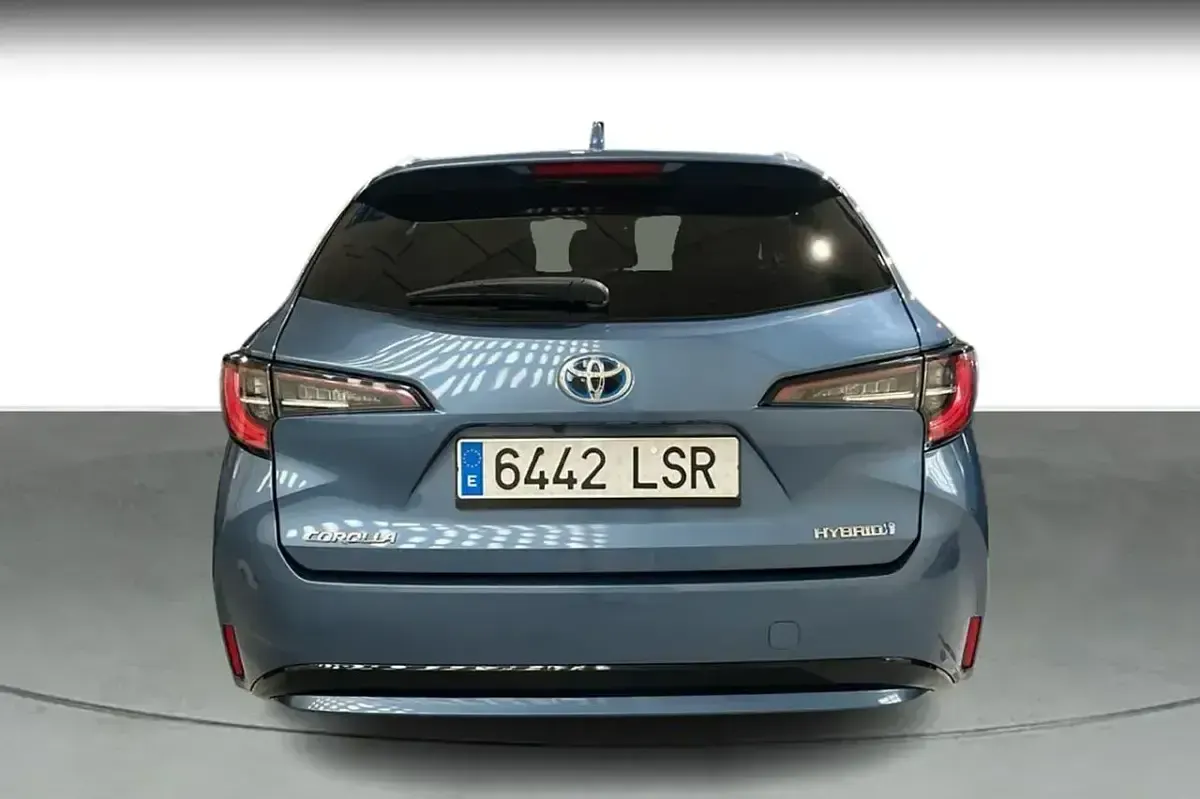 Usado Toyota Corolla Active 122 CV (89 kW) 2021 Azul Familiar