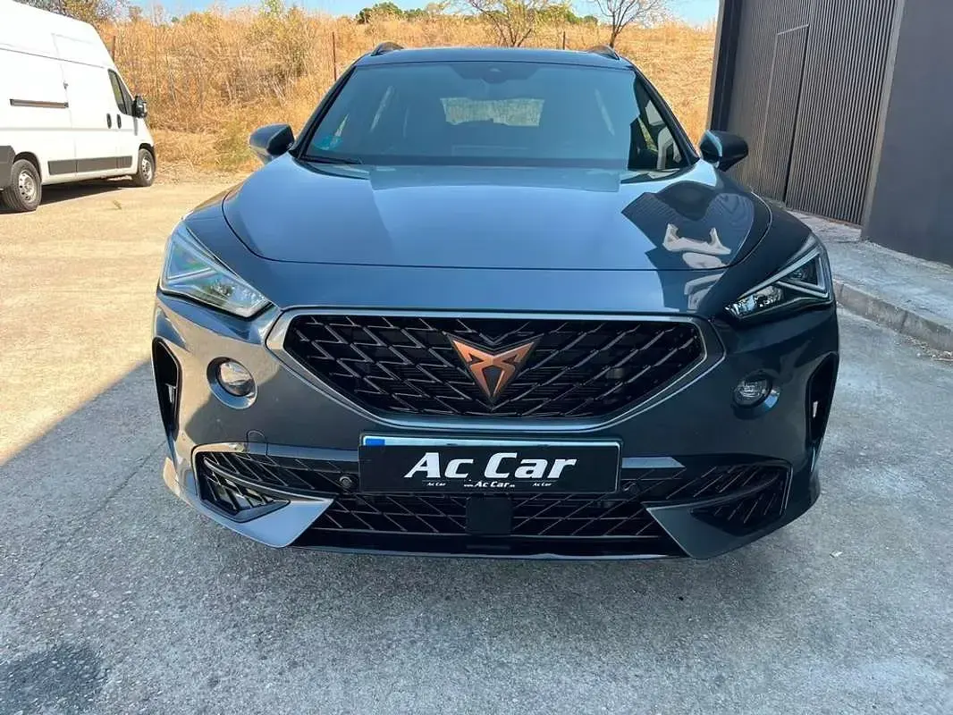 Usado Cupra Formentor 150 CV (110 kW) 2024 Gris SUV