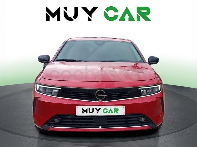 Usado Opel Astra Elegance 130 CV (95 kW) 2023 Rojo Berlina