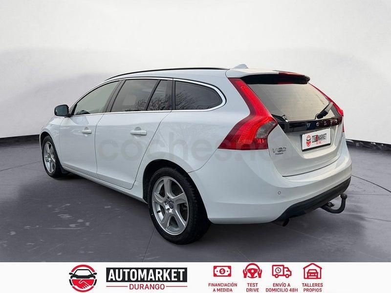 Usado Volvo V60 R-Design 163 CV (119 kW) 2012 Blanco Familiar