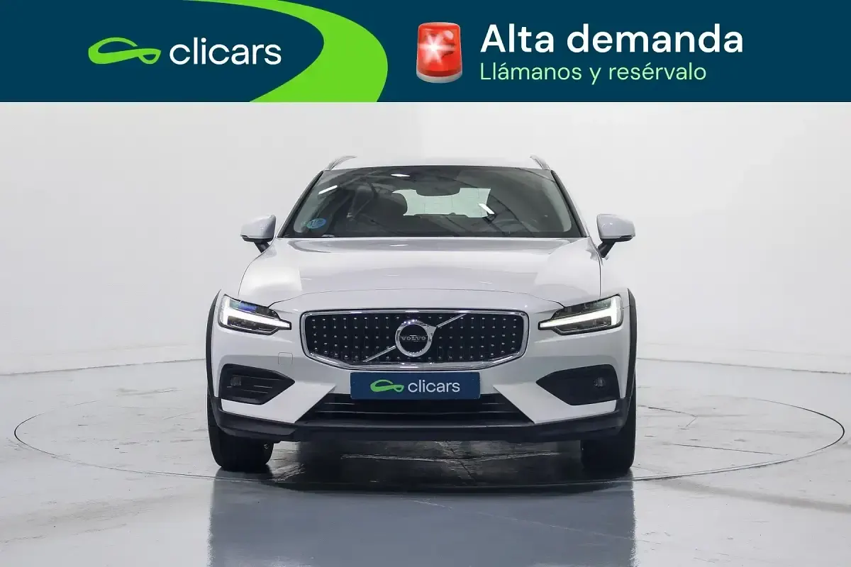 Usado Volvo V60 CC Pro 197 CV (144 kW) 2021 Blanco Familiar