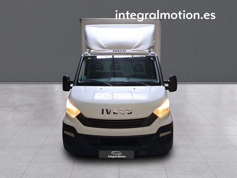 Usado Iveco Daily 150 CV (110 kW) 2021 Blanco Van