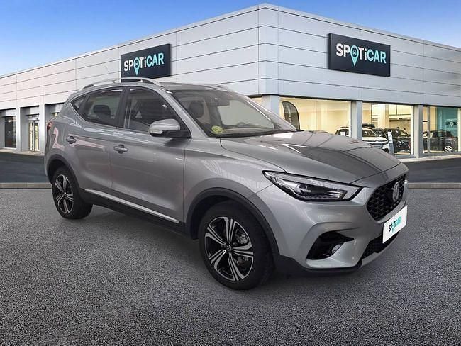 Usado MG ZS Comfort 106 CV (77 kW) 2024 Gris SUV