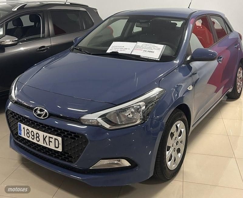 Azul Usado 2017 Hyundai i20 Active Berlina | 10.500 € (Precio justo) - Imagen 1/4