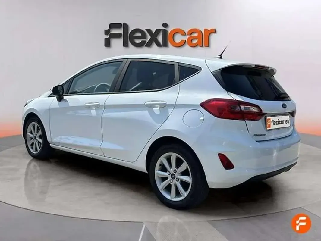 Usado Ford Fiesta Active 102 CV (75 kW) 2021 Blanco Utilitario