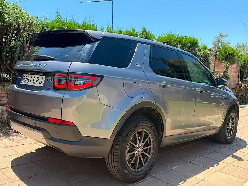 Usado Land Rover Discovery Sport Urban Edition 204 CV (150 kW) 2021 Gris / plata SUV