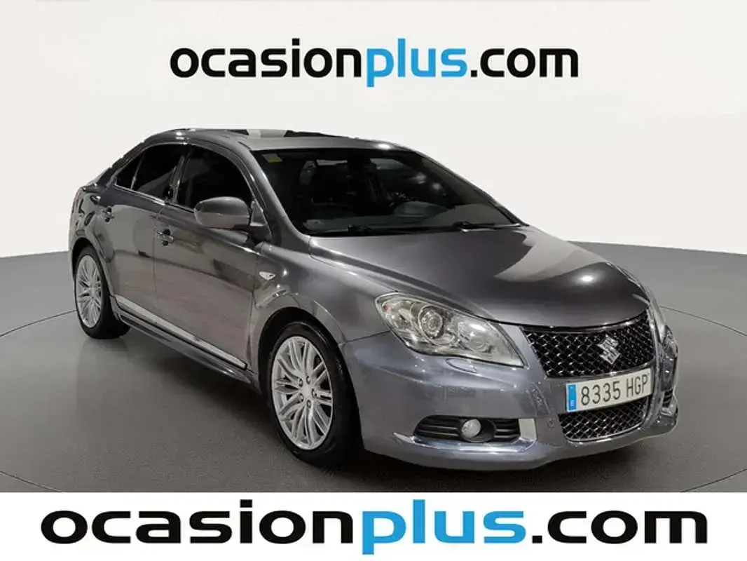 Usado Suzuki Kizashi Sport 178 CV (130 kW) 2011 Gris Berlina