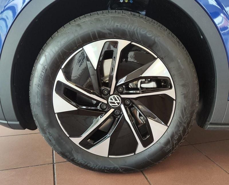 Usado VW ID.4 Pro 210 kW (286 CV) 2025 Azul dusk metalizado SUV