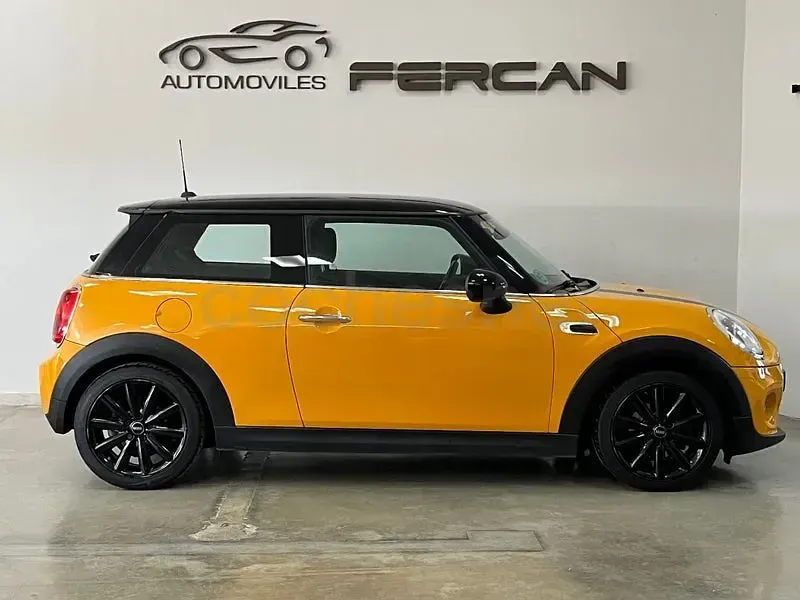 Usado Mini Cooper D 116 CV (85 kW) 2015 Naranja Utilitario