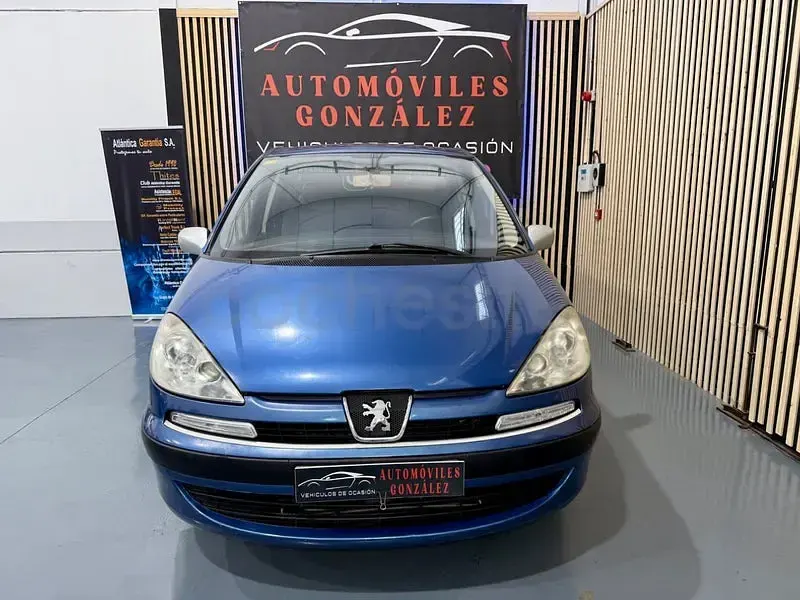 Usado Peugeot 807 130 CV (95 kW) 2006 Azul Monovolumen