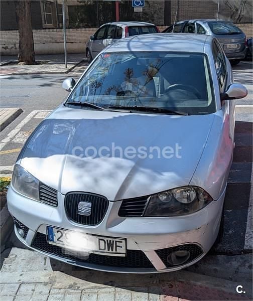 Usado Seat Ibiza Stylance 75 CV (55 kW) 2006 Gris / plata Utilitario