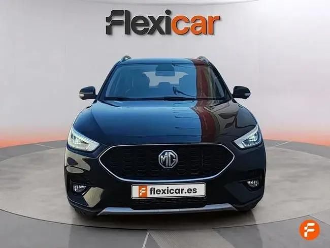 Usado MG ZS Luxury 111 HP (81 kW) 2023 Preto Sedan
