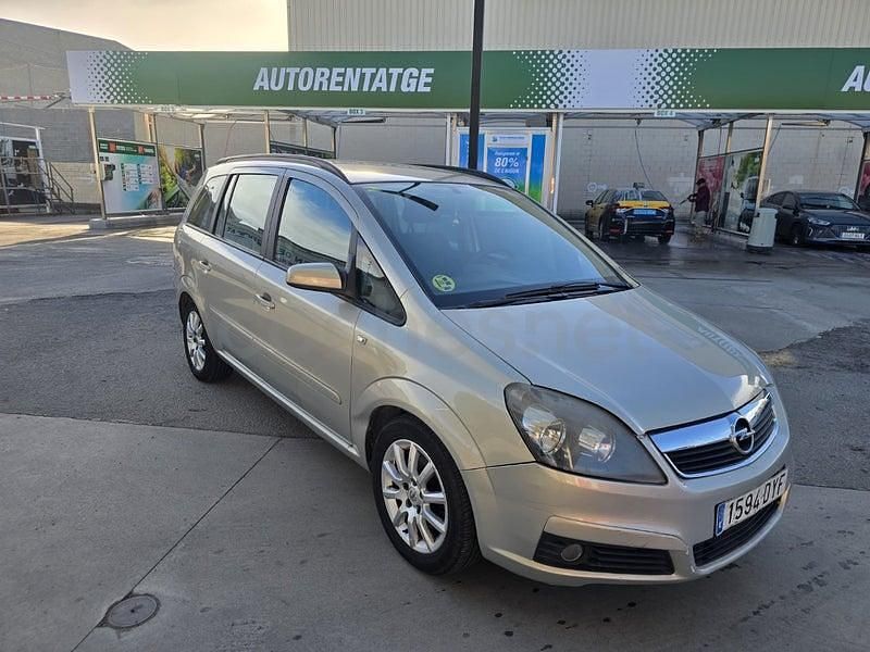 Usado Opel Zafira Cosmo 150 CV (110 kW) 2006 Beige Monovolumen