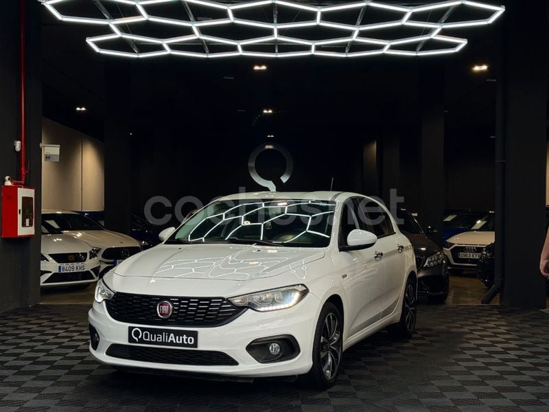 Blanco Usado 2020 Fiat Tipo Street Berlina | 9990 € (Precio justo) - Imagen 1/4