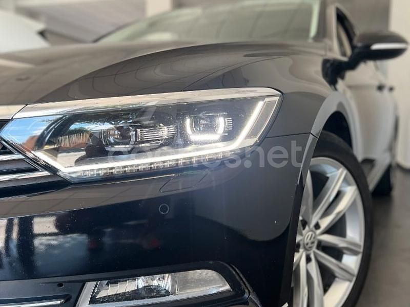 Usado VW Passat Sportline 150 CV (110 kW) 2019 Negro Familiar
