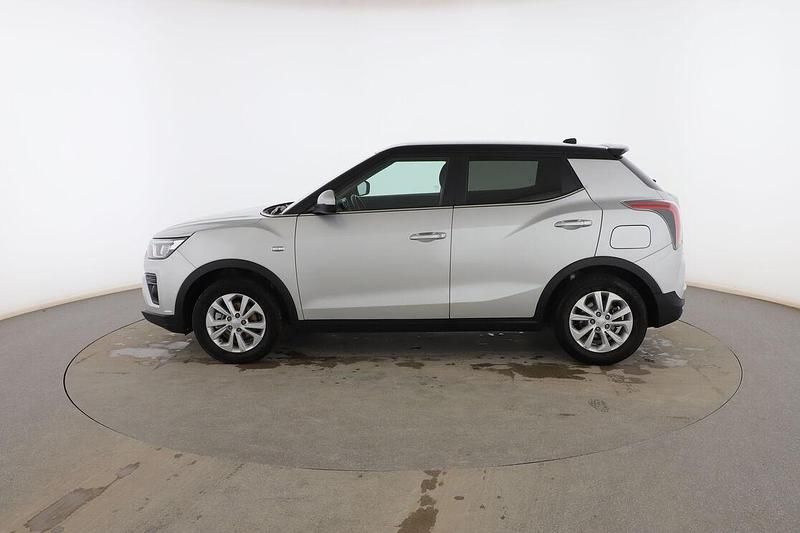 Usado Ssangyong (KGM) Tivoli 136 CV (100 kW) 2021 Gris SUV