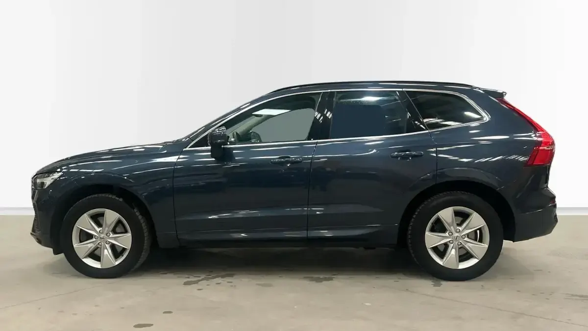 Usado Volvo XC60 Core 197 CV (144 kW) 2024 Azul SUV