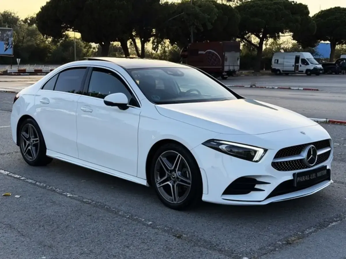 Usado Mercedes A180 136 CV (100 kW) 2020 Berlina