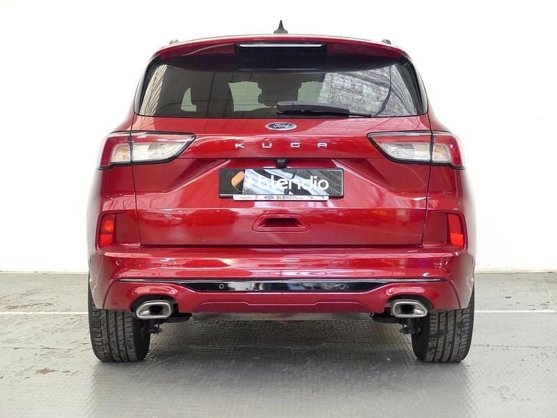 Usado Ford Kuga ST-Line X 150 CV (110 kW) 2022 Rojo SUV