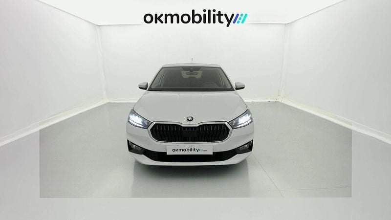 Usado Skoda Fabia Selection 80 CV (58 kW) 2024 Blanco glaciar Utilitario