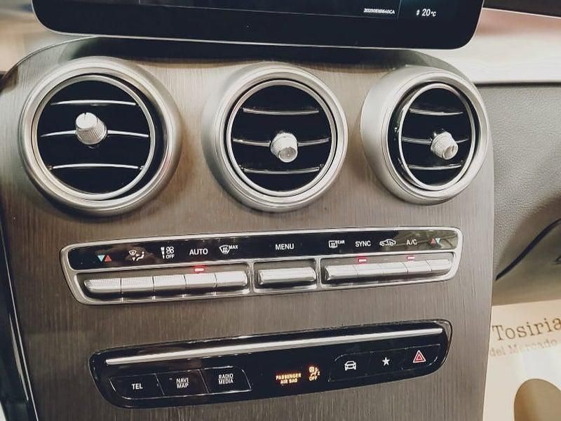 Usado Mercedes GLC220 194 CV (142 kW) 2021 Gris / plata SUV