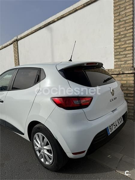 Usado Renault Clio IV Business 90 CV (66 kW) 2019 Blanco Berlina