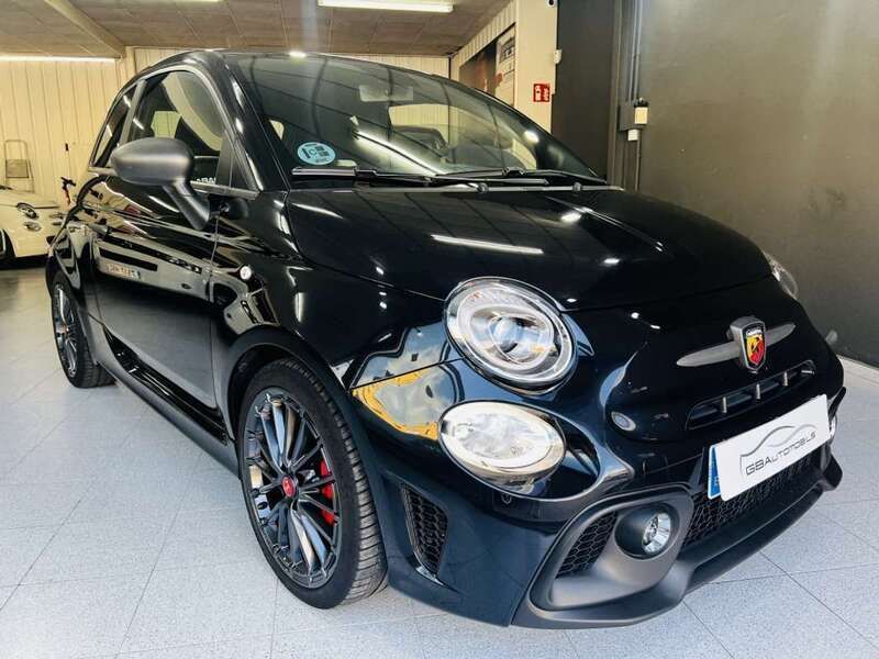 Negro Usado 2022 Abarth 695C Descapotable | 23.990 € - Imagen 1/4