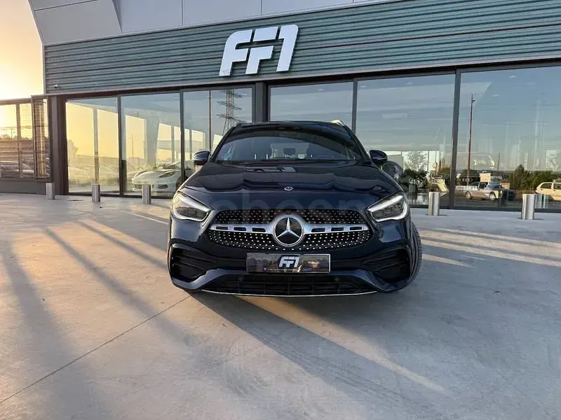 Usado Mercedes GLA220 190 CV (139 kW) 2022 Azul SUV