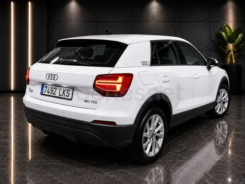 Usado Audi Q2 Advanced Plus 116 CV (85 kW) 2020 Blanco SUV