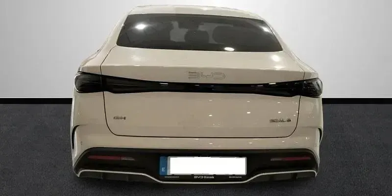 Usado BYD Seal Comfort 212 CV (155 kW) 2026 Beige Berlina