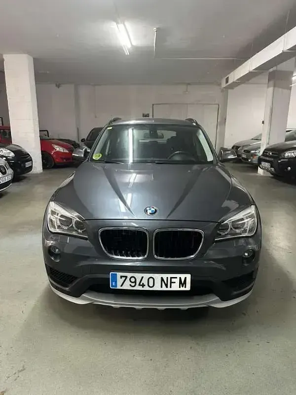 Usado BMW X1 116 CV (85 kW) 2014 Gris / plata SUV