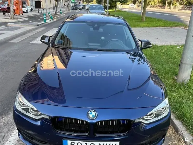 Usado BMW 330e 252 CV (185 kW) 2017 Azul Berlina