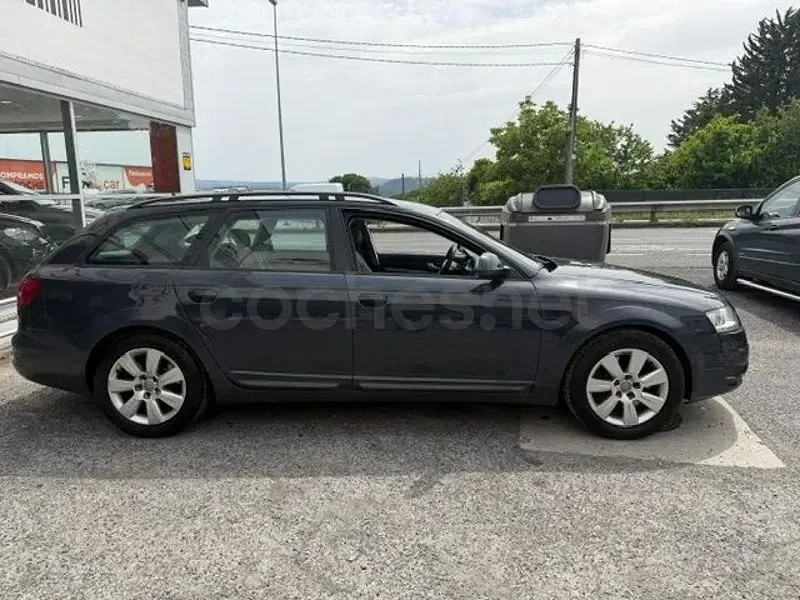 Usado Audi A6 240 CV (176 kW) 2010 Azul Familiar