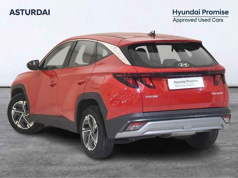 Usado Hyundai Tucson 160 CV (117 kW) 2025 Rojo SUV