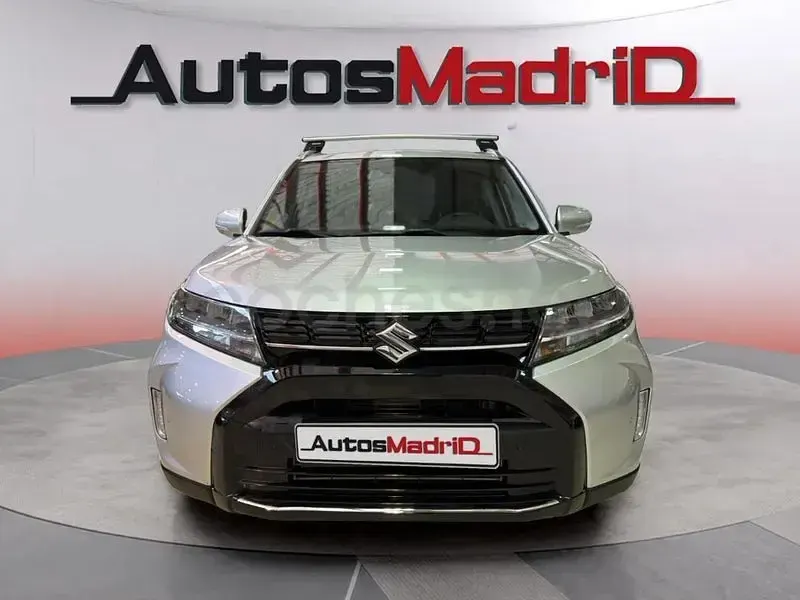 Usado Suzuki Vitara 129 CV (94 kW) 2024 Gris / plata SUV