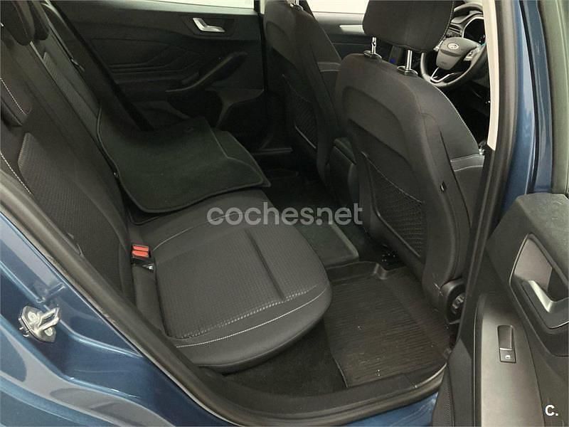 Usado Ford Focus ST-Line 150 CV (110 kW) 2021 Azul Familiar