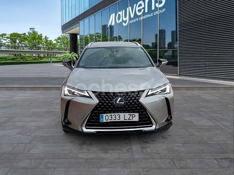 Usado Lexus UX Business Edition 184 CV (135 kW) 2022 Gris / plata SUV